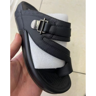 Boys slippers  (1)
