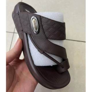 Boys slippers  (2)