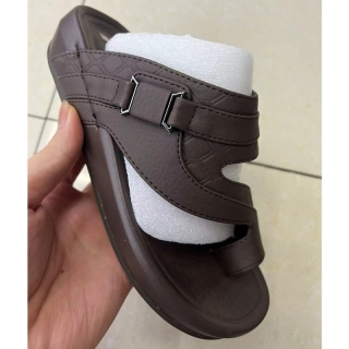 Boys slippers  (4)