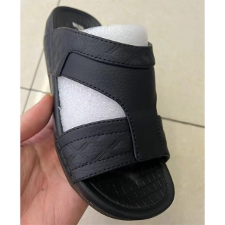 Boys slippers  (5)