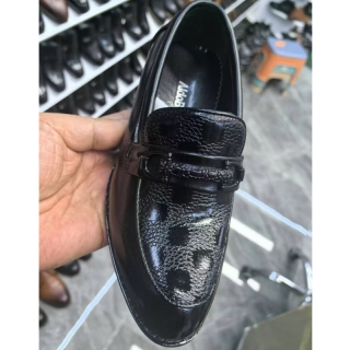 Leather shoes for boys (